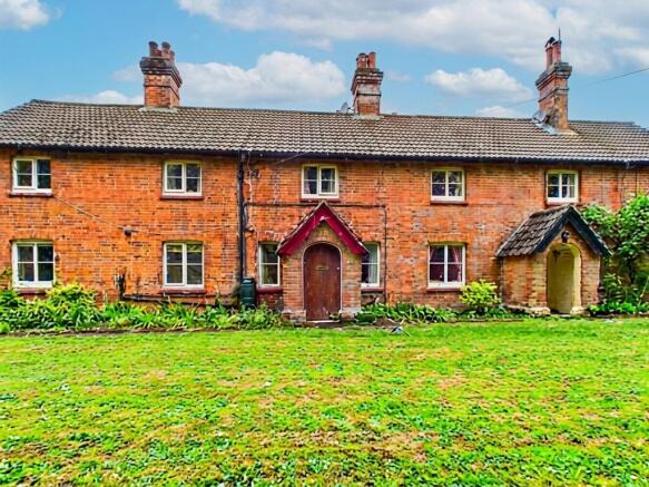 2 bed property, in Mount Pleasant, £400,000