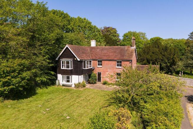 5 bed property, in Church Street, £950,000