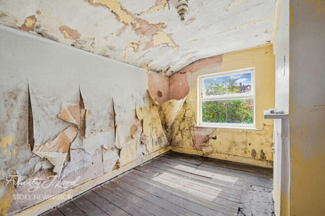 3 bed property, in Painsthorpe Road, £1,000,000