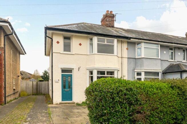 3 bed property, in Campbell Road, £465,000