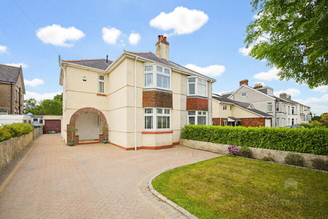 3 bed property, in Honcray, £425,000