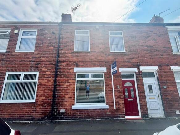 3 bed property, in Britannia Terrace, £76,950
