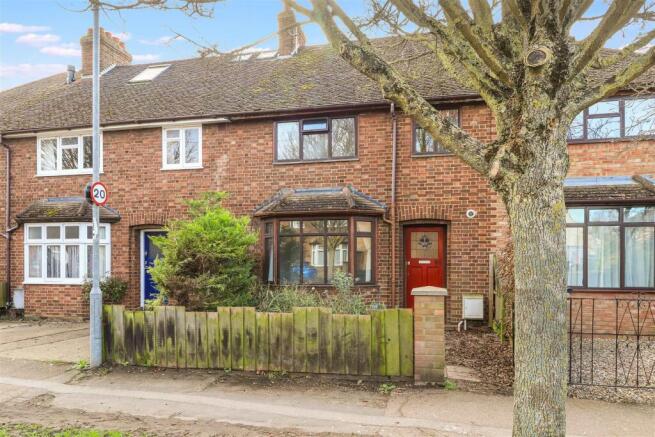 3 bed property, in Greville Road, £525,000