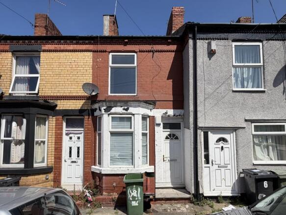 2 bed property, in Harrowby Road, £80,000