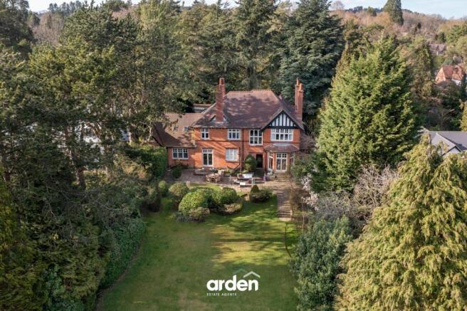 5 bed property, in Fiery Hill Road, £1,495,000