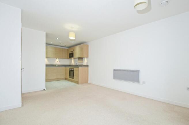 1 bed property, in Douglas House, £140,000