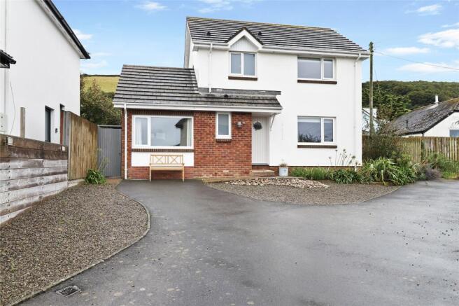 3 bed property, in Ora Stone Park, £575,000