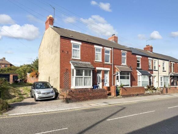 3 bed property, in Westgate, £110,000
