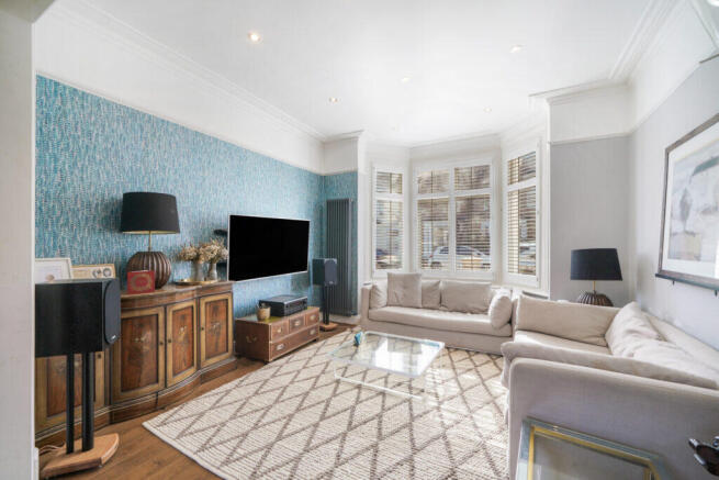 3 bed property, in Sidney Road, £725,000