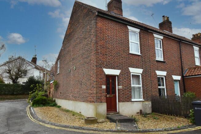 3 bed property, in Rose Valley, £250,000
