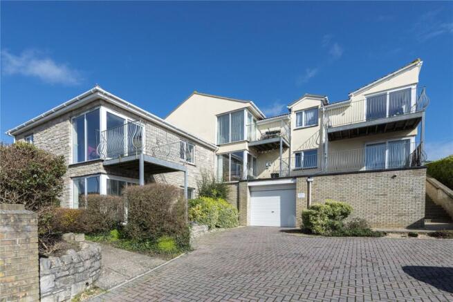 2 bed property, in Preston, £265,000