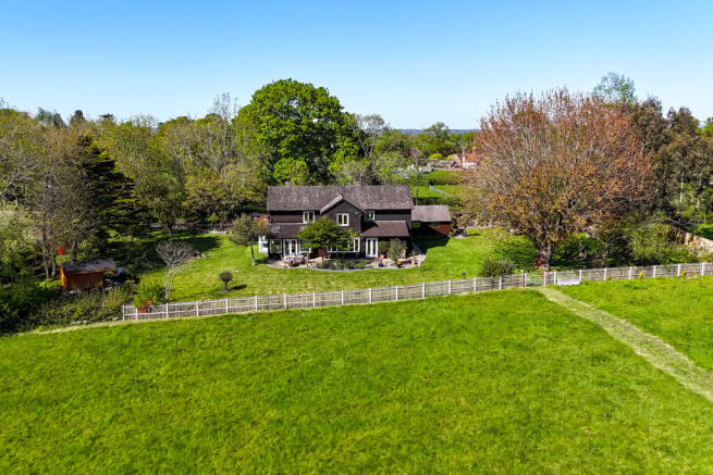 4 bed property, in Bramshaw Hill Road, £1,650,000