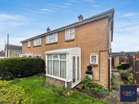 3 bed property, in Canberra Road, £210,000