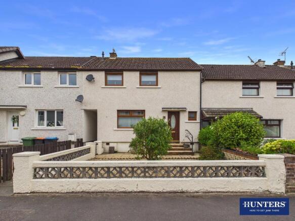 3 bed property, in Fernlea Crescent, £105,000