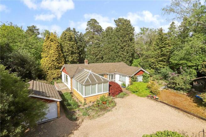 3 bed property, in Monks Well, £950,000