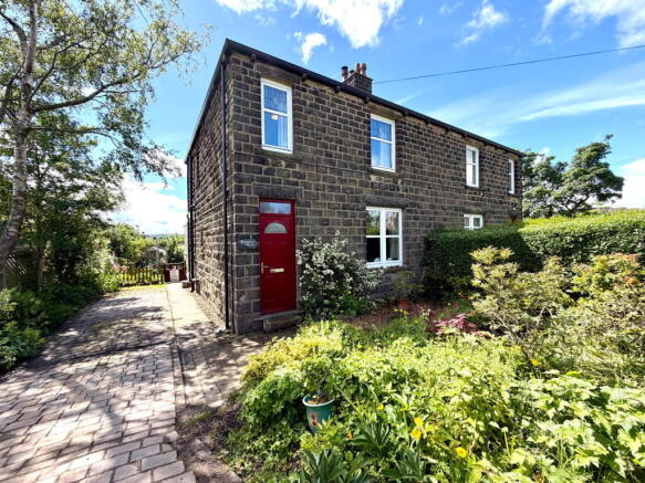 3 bed property, in Ingbirchworth Road, £325,000