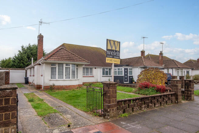 3 bed property, in Strathmore Close, £375,000