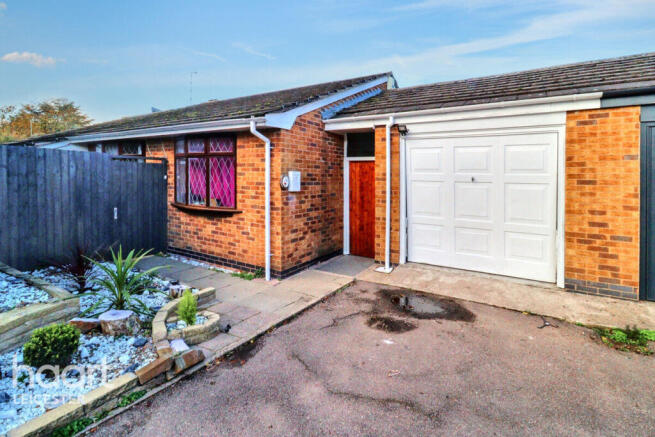 3 bed property, in Ainsdale Road, £400,000