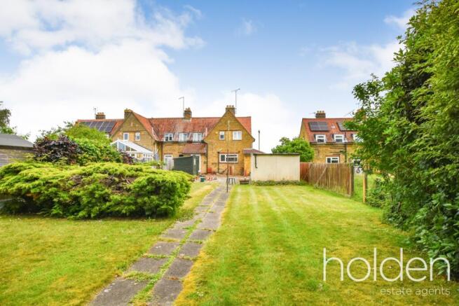 3 bed property, in Park Drive, £375,000