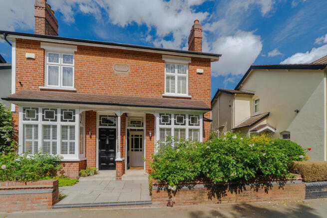 3 bed property, in Harrisons Road, £745,000