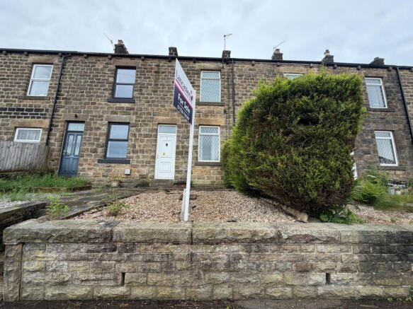 3 bed property, in Pot House Lane, £160,000