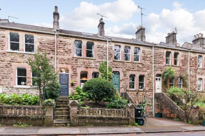3 bed property, in Clarence Terrace, £650,000