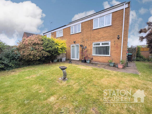 2 bed property, in Radbourne Street, £120,000