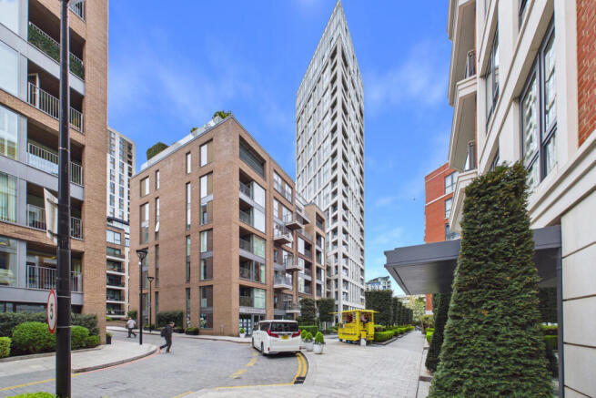 2 bed property, in Park Street, £1,675,000