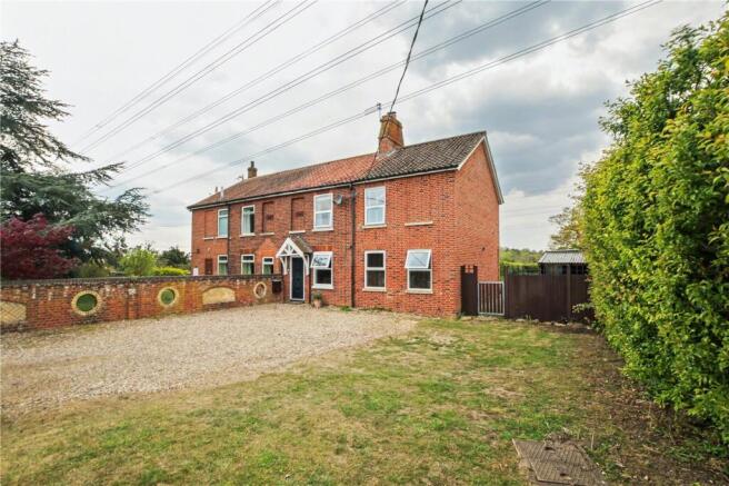 3 bed property, in White Horse Lane, £450,000