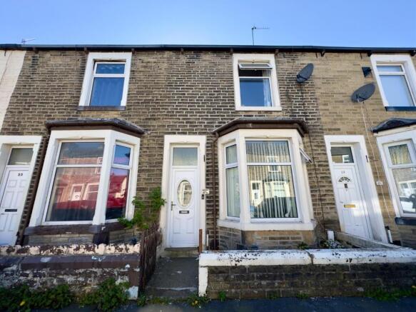 2 bed property, in Mizpah Street, £75,000