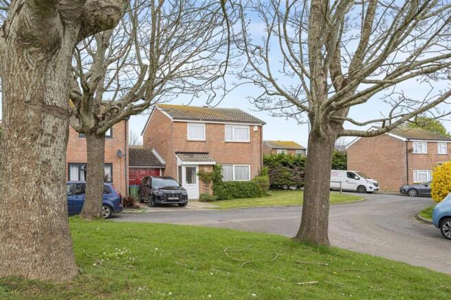 3 bed property, in Foxhill, £325,000