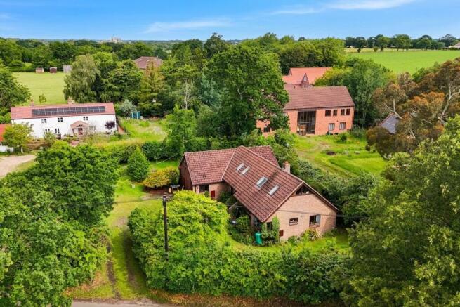 3 bed property, in Witton Green, £490,000