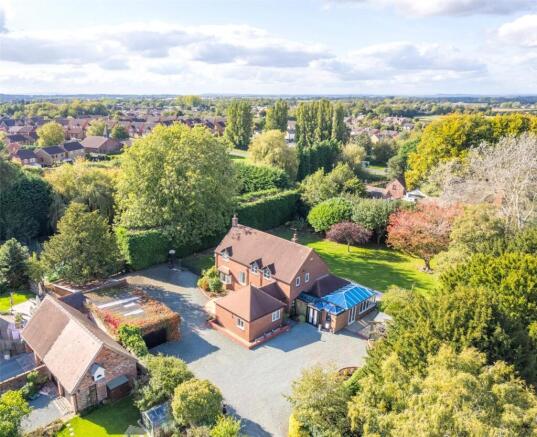 4 bed property, in Muxton Lane, £860,000