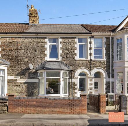 4 bed property, in Morgan Street, £215,000