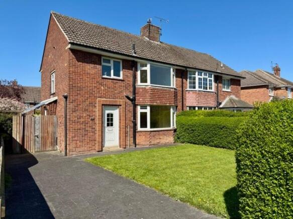 3 bed property, in Waltham Road, £149,000