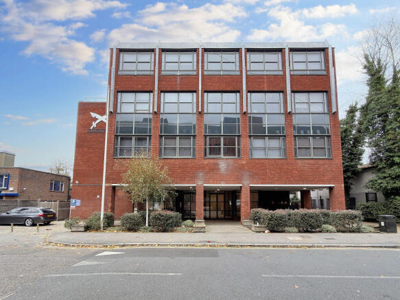 1 bed property, in Flat 20 Scimitar House, £150,000
