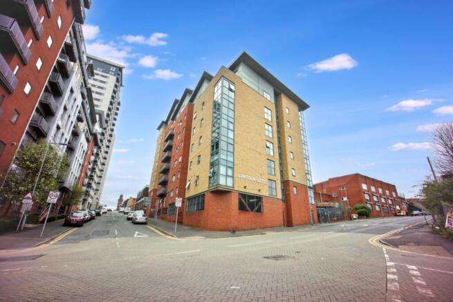 1 bed property, in Apartment 306 Lincoln Gate, £75,000