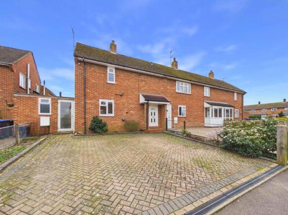 2 bed property, in Friars Road, £425,000