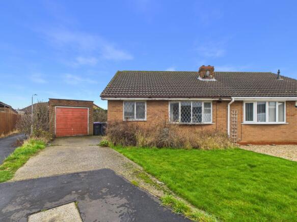 2 bed property, in Eagle Close, £159,995