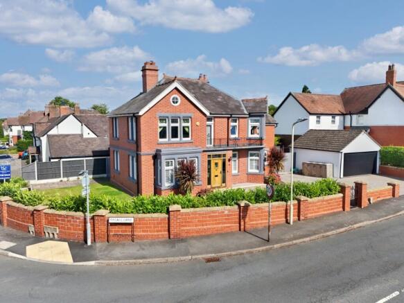 4 bed property, in Ercall Lane, £600,000