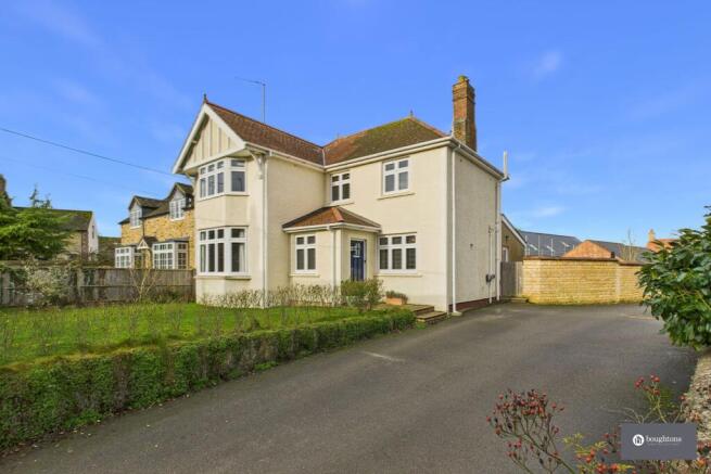 4 bed property, in Little Street, £600,000