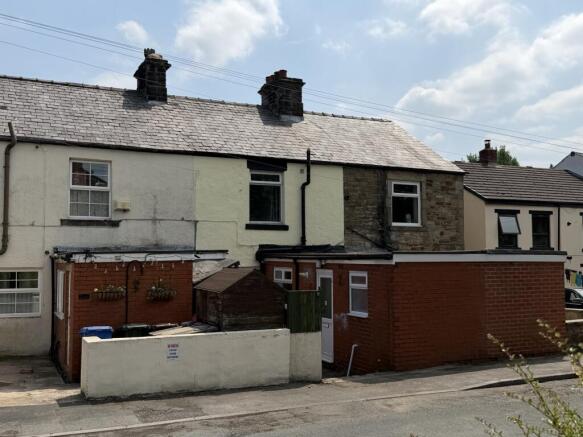 2 bed property, in Outterside Street, £169,950