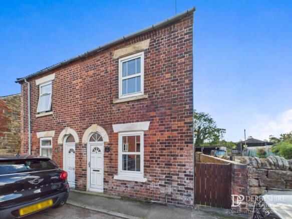 2 bed property, in Inns Lane, £150,000