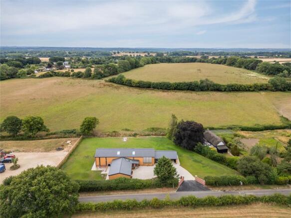 5 bed property, in Uppington, £1,700,000