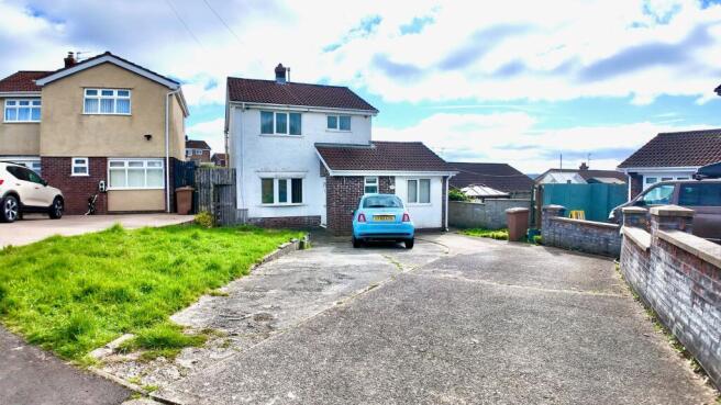 3 bed property, in Beaumaris Way, £250,000