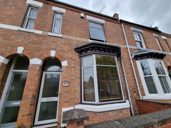 4 bed property, in Tachbrook Street, £315,000