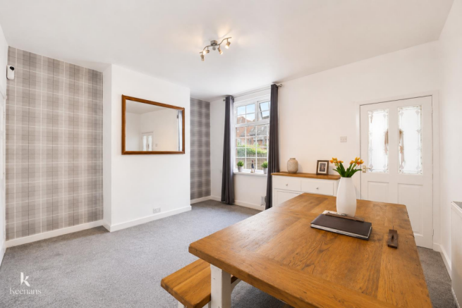 3 bed property, in Jubilee Street, £110,000