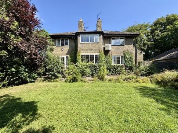 4 bed property, in Kaye Lane, £595,000