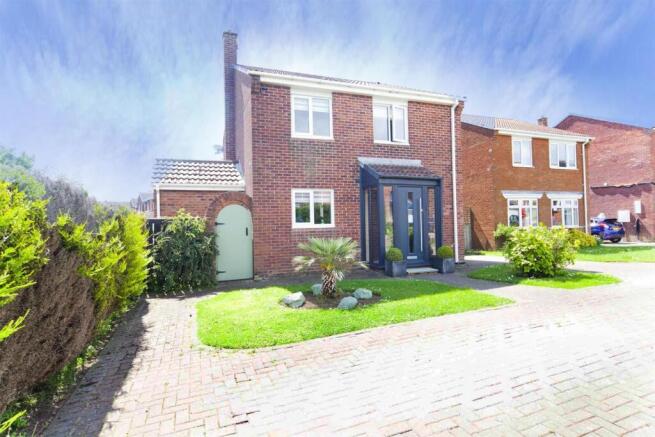 4 bed property, in Bywell Drive, £285,000