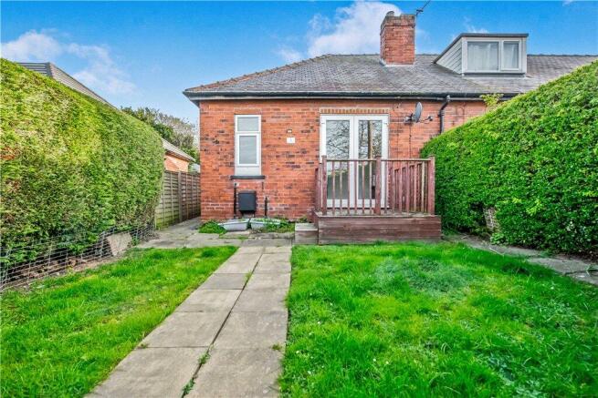 1 bed property, in Sunny View, £110,000
